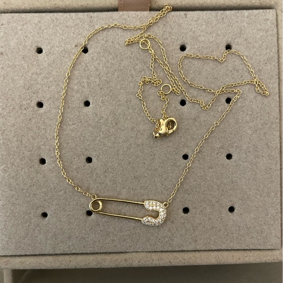 18k Gold Vermeil Safety Pin Necklace with sparkling stones accents - Picture 2 of 6